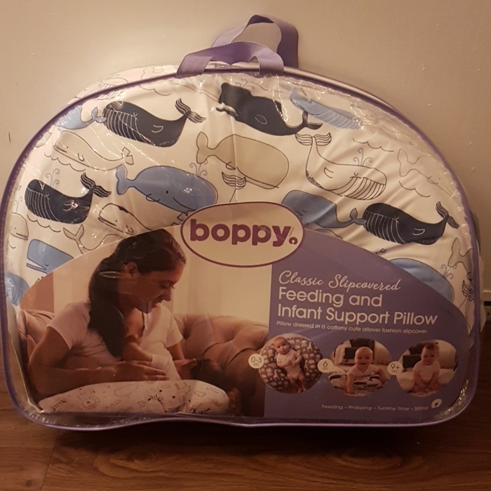 Baby boppy pillow